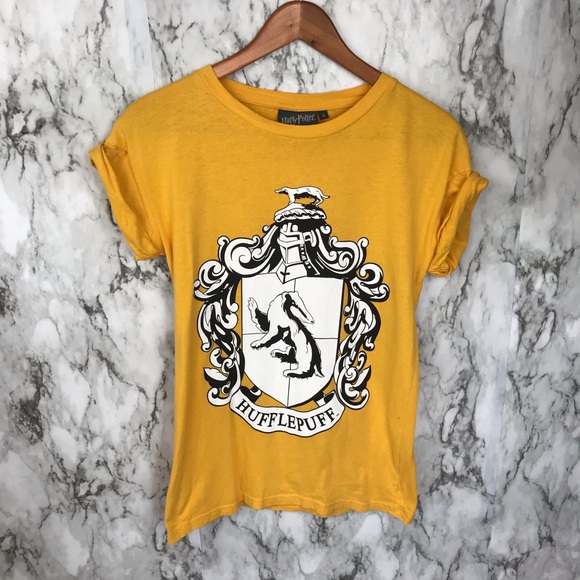 Harry Potter Tops - Harry Potter Hufflepuff T-shirt Top Size 6